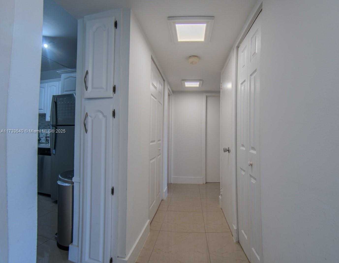 Small Image of 20100 WEST COUNTRY CLUB DR #504, Aventura Number 10