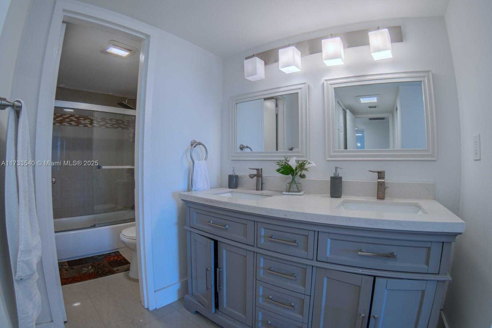 Small Image of 20100 WEST COUNTRY CLUB DR #504, Aventura Number 15