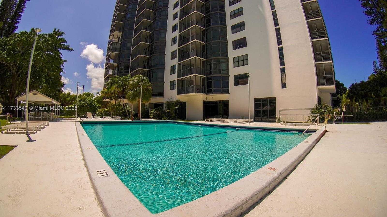 Small Image of 20100 WEST COUNTRY CLUB DR #504, Aventura Number 23