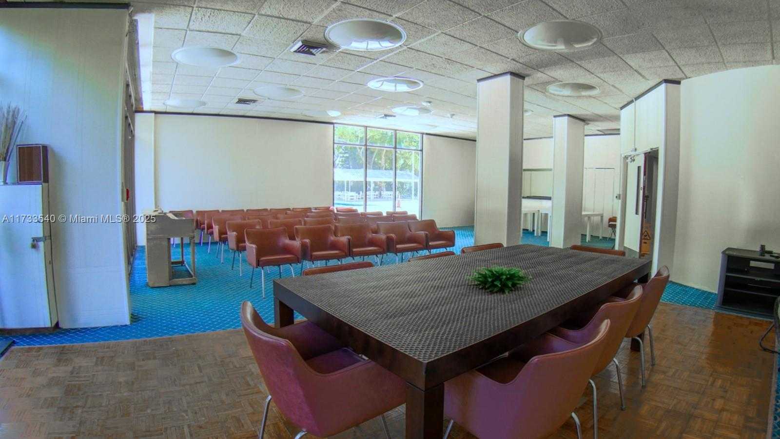 Small Image of 20100 WEST COUNTRY CLUB DR #504, Aventura Number 25