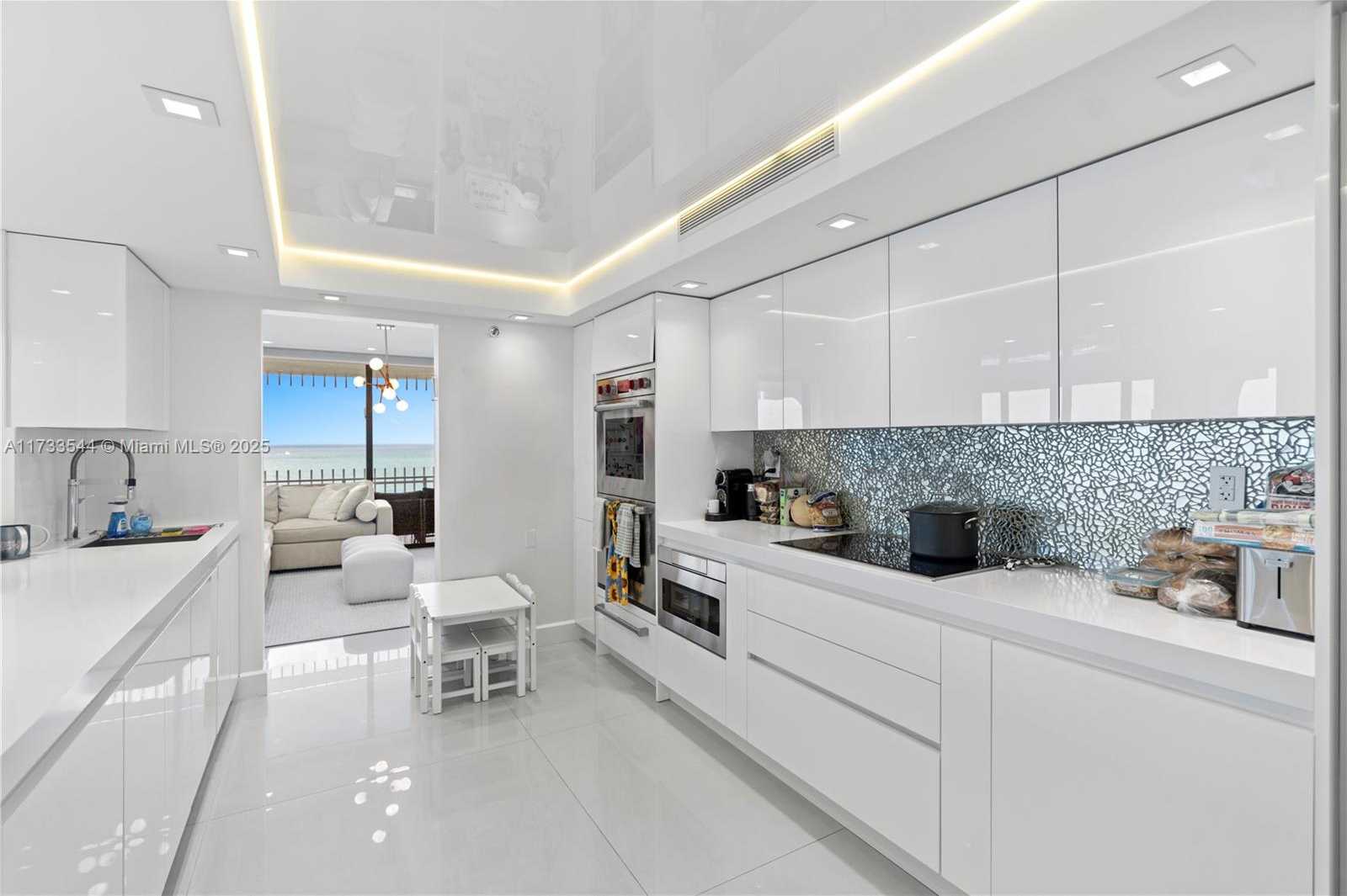 Small Image of 10205 COLLINS AVE #608, Bal Harbour Number 14