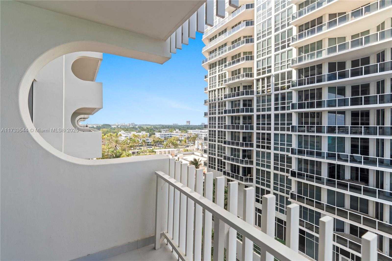 Small Image of 10205 COLLINS AVE #608, Bal Harbour Number 35