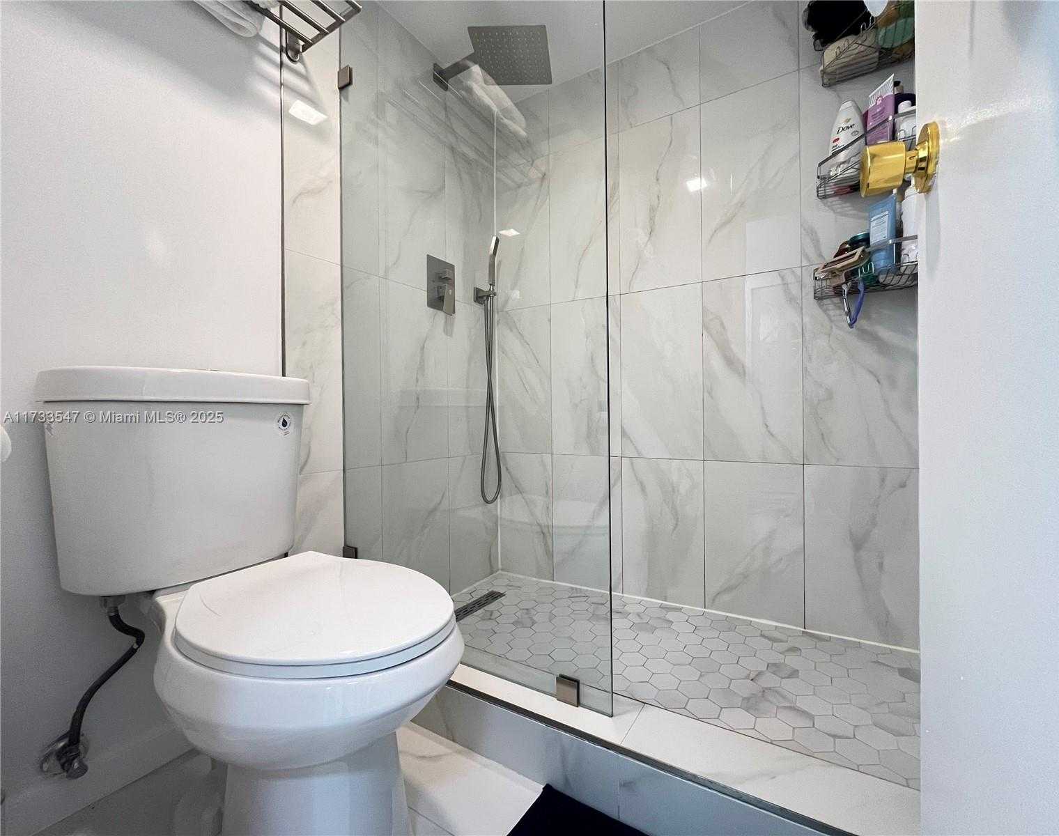 Small Image of 3101 NORTH COUNTRY CLUB DR #406, Aventura Number 13
