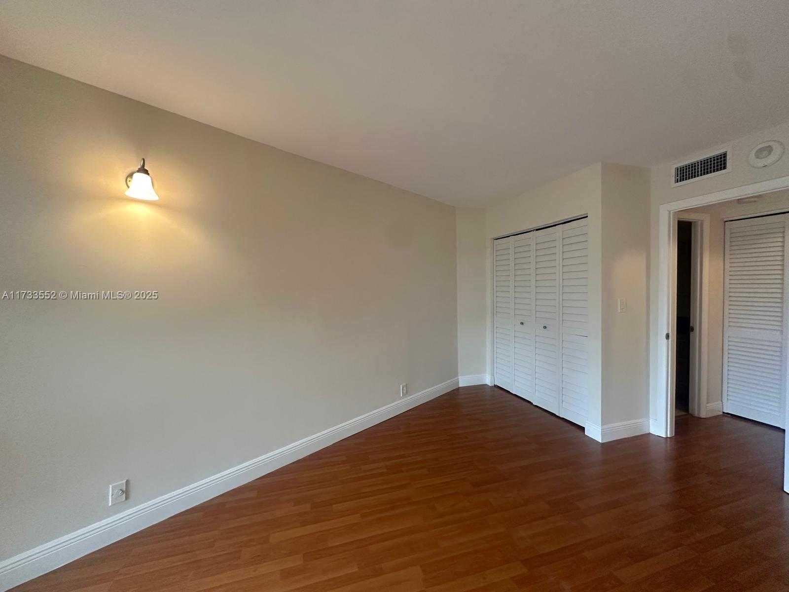 Small Image of 1121 CRANDON BLVD #E904, Key Biscayne Number 18