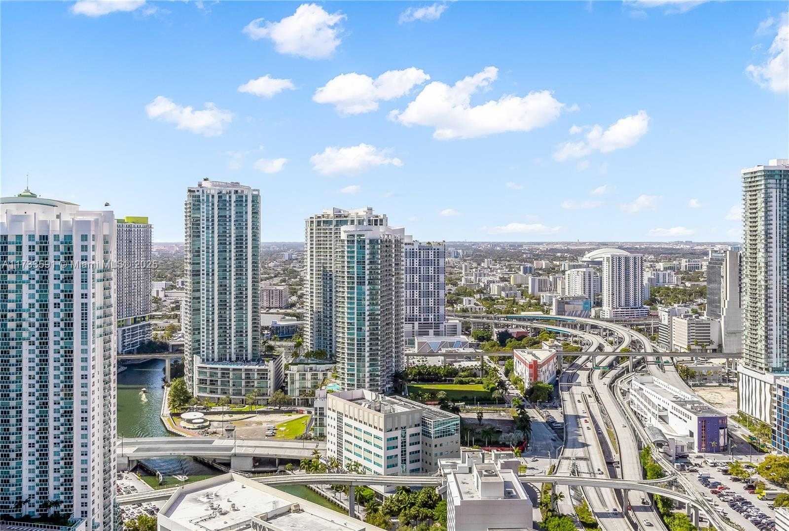 Small Image of 200 BISCAYNE BOULEVARD WAY #4101, Miami Number 19