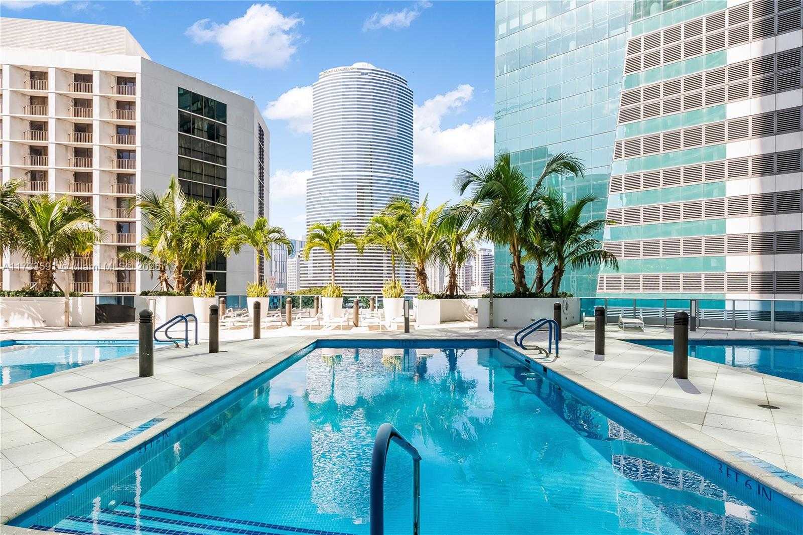 Small Image of 200 BISCAYNE BOULEVARD WAY #4101, Miami Number 22