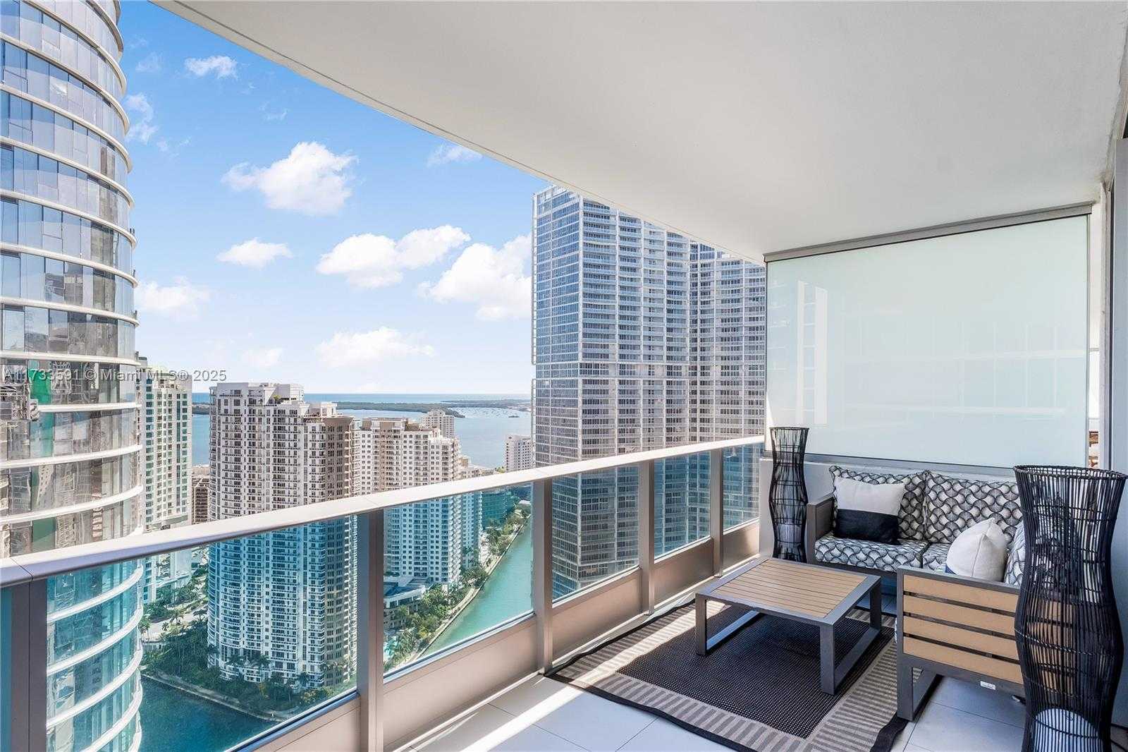 Small Image of 200 BISCAYNE BOULEVARD WAY #4101, Miami Number 8