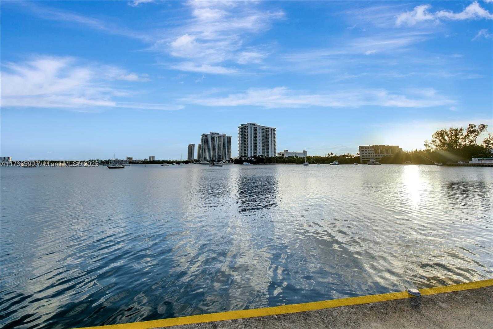 Small Image of 2905 POINT EAST DR #L506, Aventura Number 23