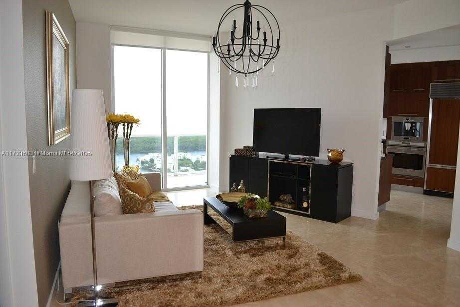 Small Image of 15901 COLLINS AVE #2705, Sunny Isles Beach Number 5