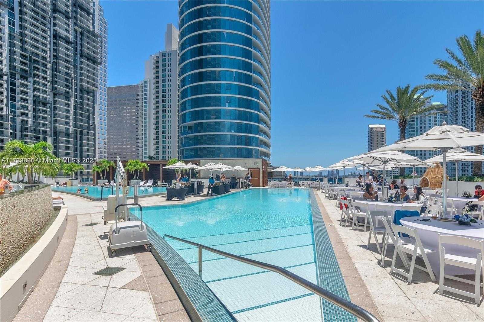 Small Image of 200 BISCAYNE BOULEVARD WAY #4912, Miami Number 17