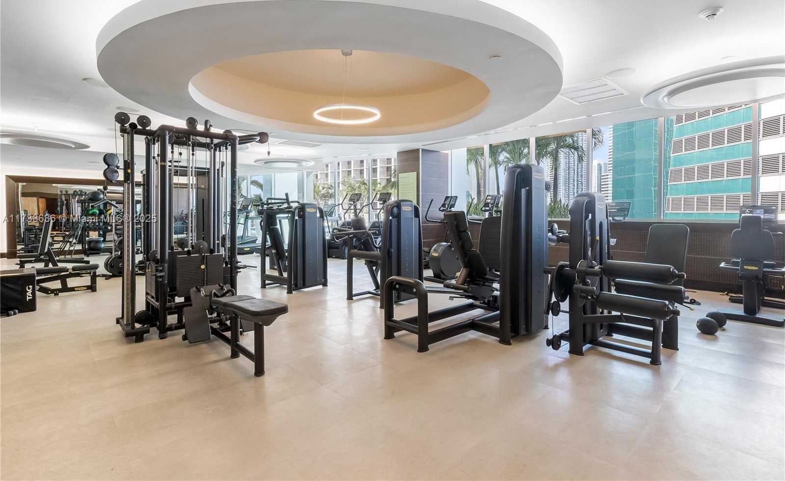 Small Image of 200 BISCAYNE BOULEVARD WAY #4912, Miami Number 21