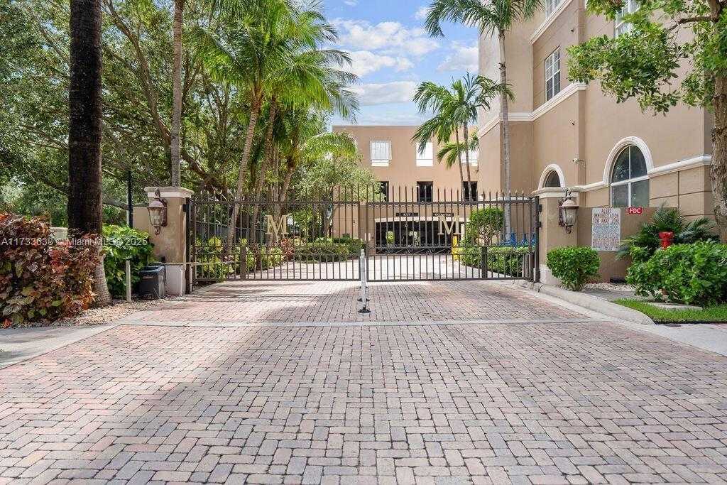 Small Image of West Palm Beach Number 12