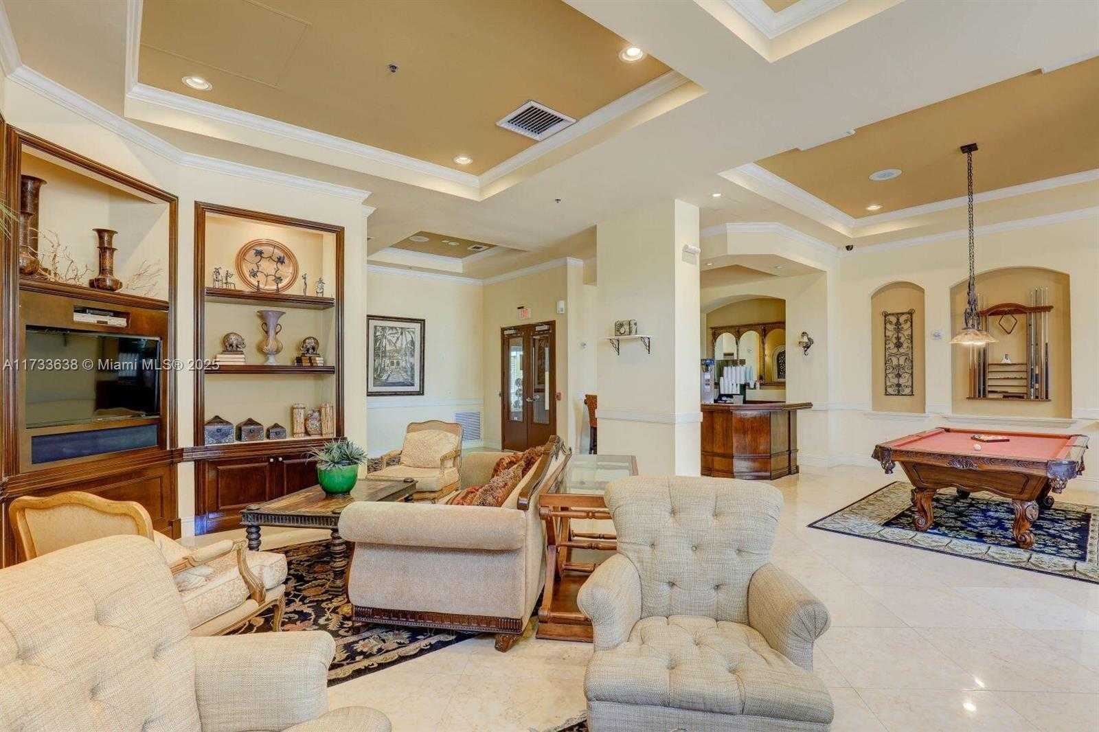 Small Image of West Palm Beach Number 16