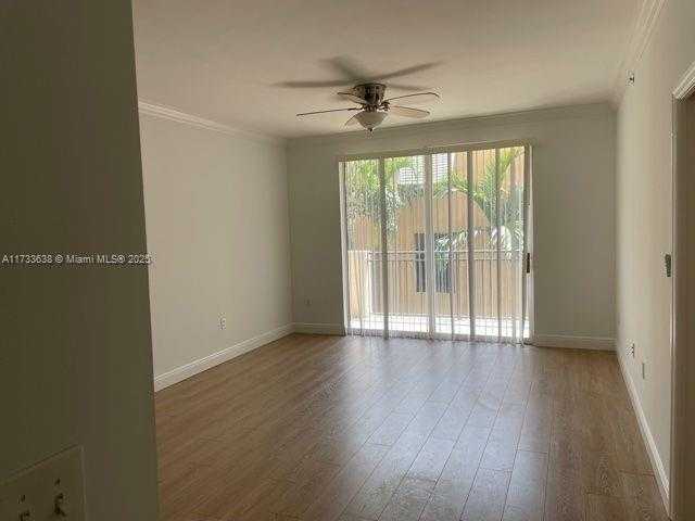 Small Image of West Palm Beach Number 24