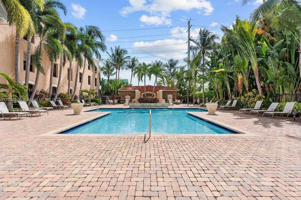 Small Image of West Palm Beach Number 7