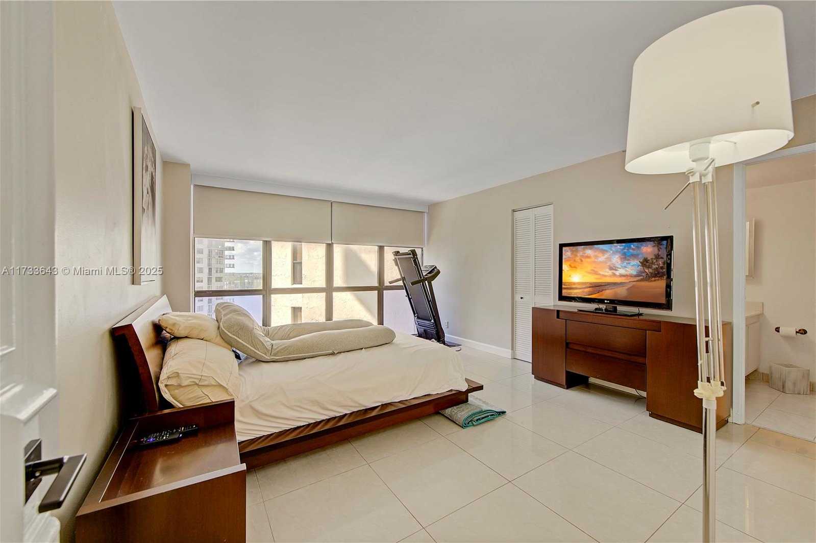 Small Image of 18181 NORTH EAST 31ST CT #1509, Aventura Number 7
