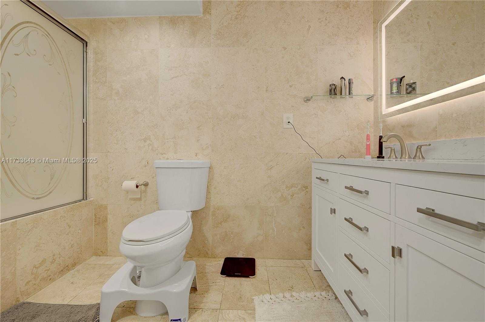 Small Image of 18181 NORTH EAST 31ST CT #1509, Aventura Number 8