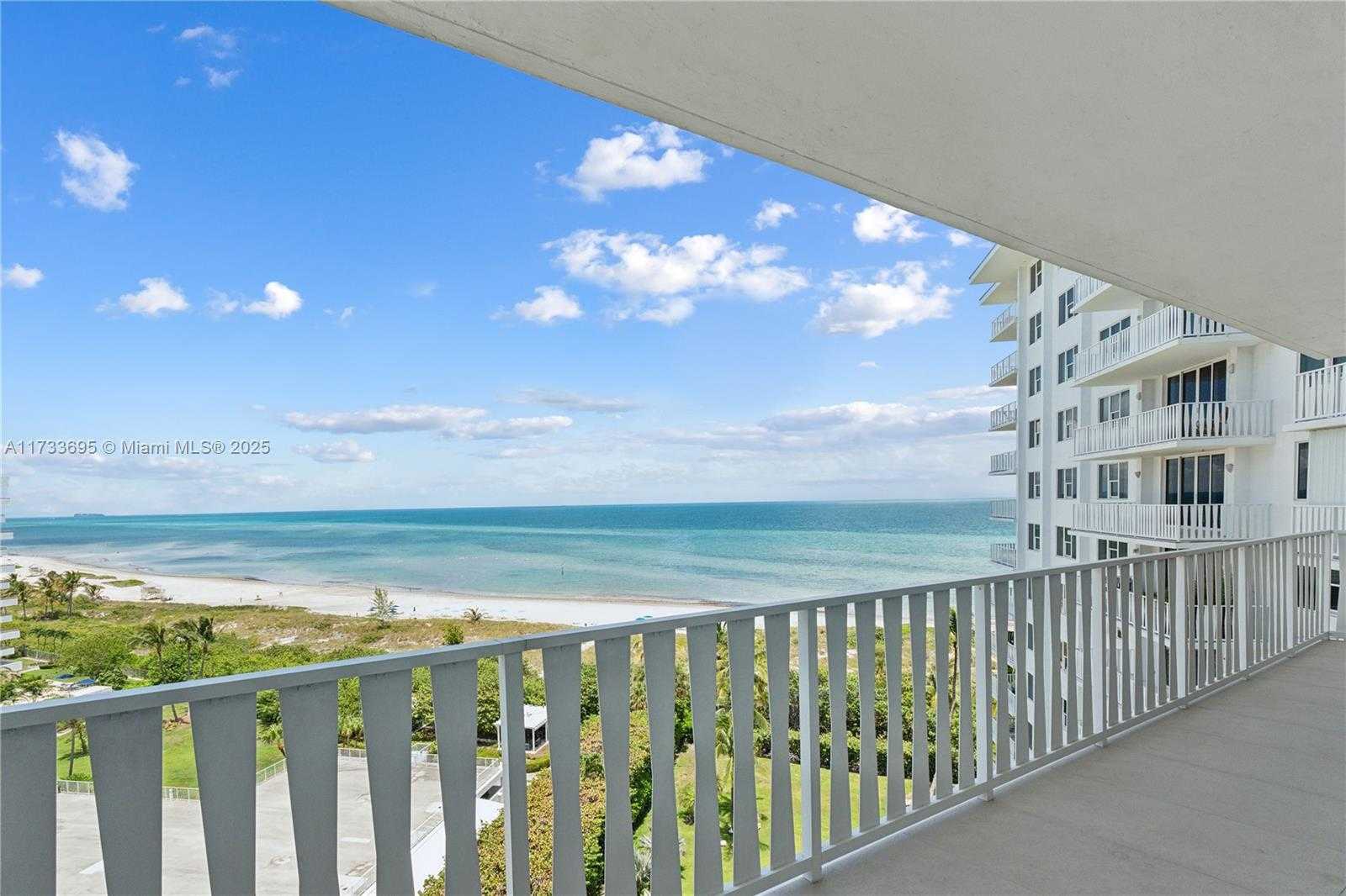 Small Image of 200 OCEAN LANE DR #1007, Key Biscayne Number 10