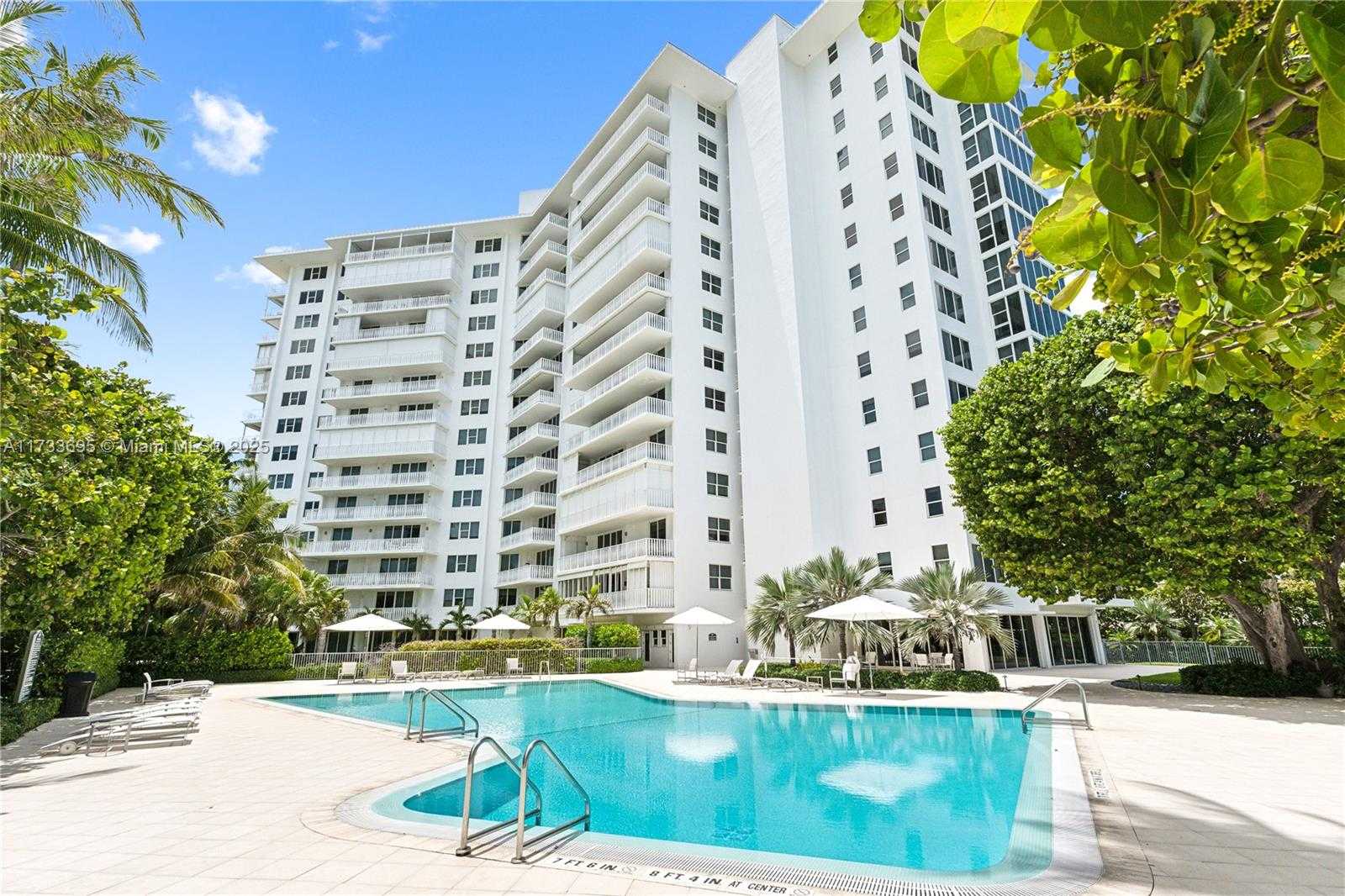 Small Image of 200 OCEAN LANE DR #1007, Key Biscayne Number 12