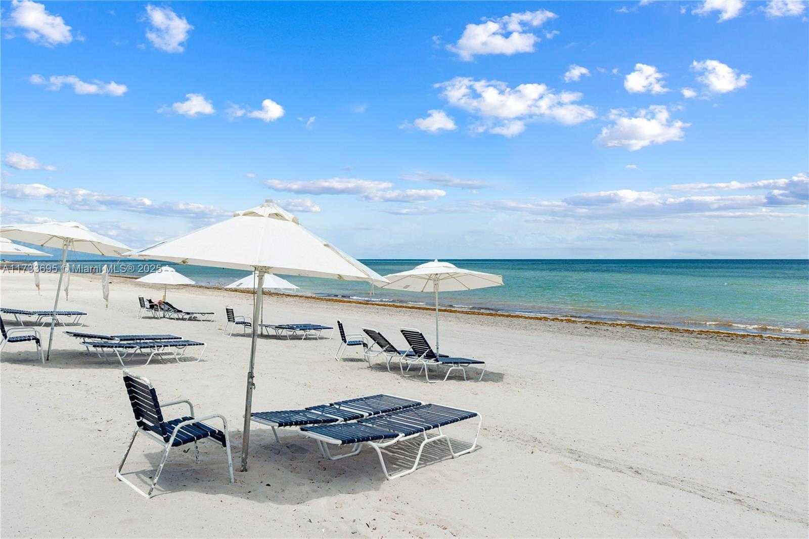 Small Image of 200 OCEAN LANE DR #1007, Key Biscayne Number 13