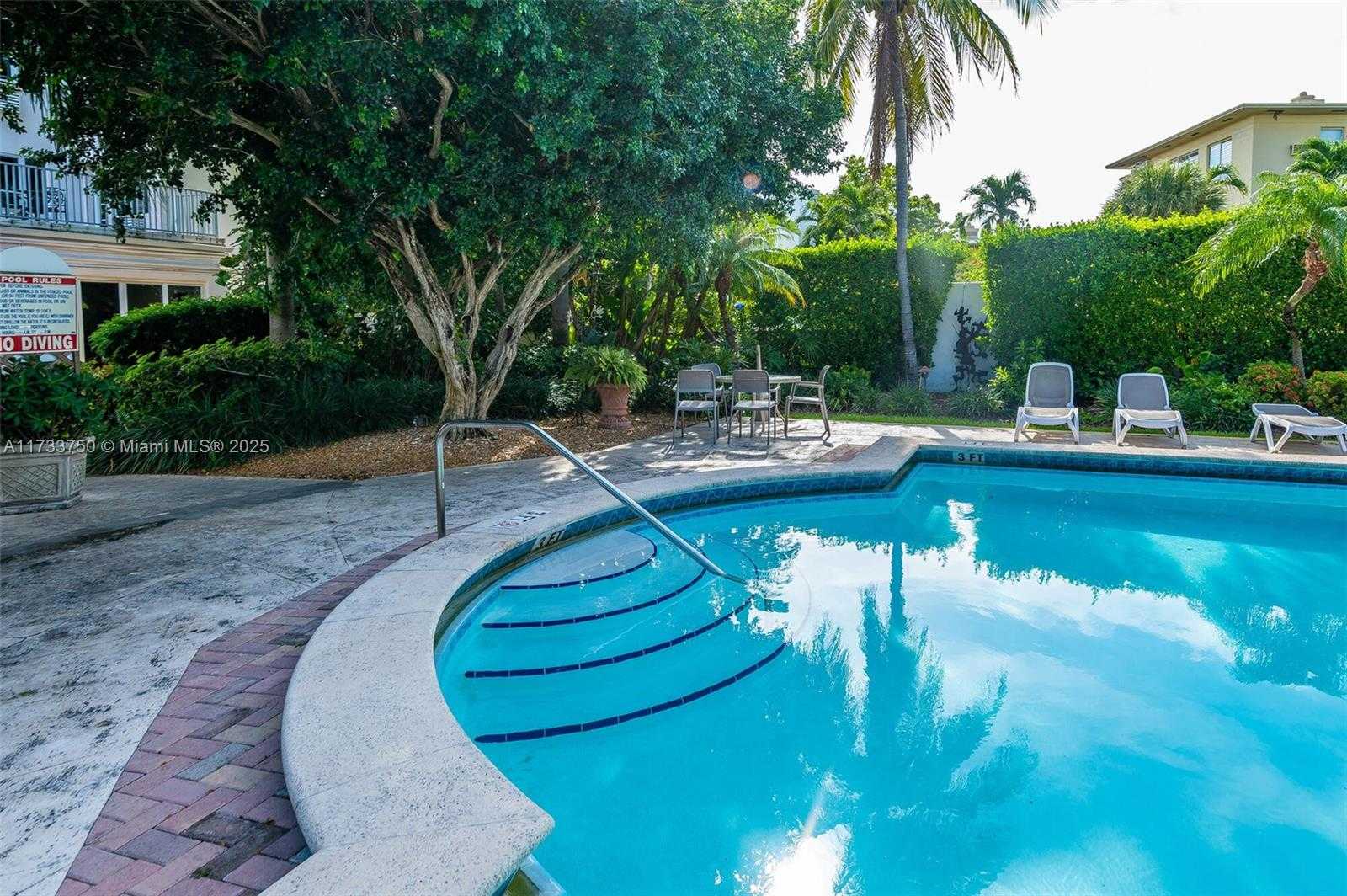 Small Image of 255 WEST 24TH ST #221, Miami Beach Number 12