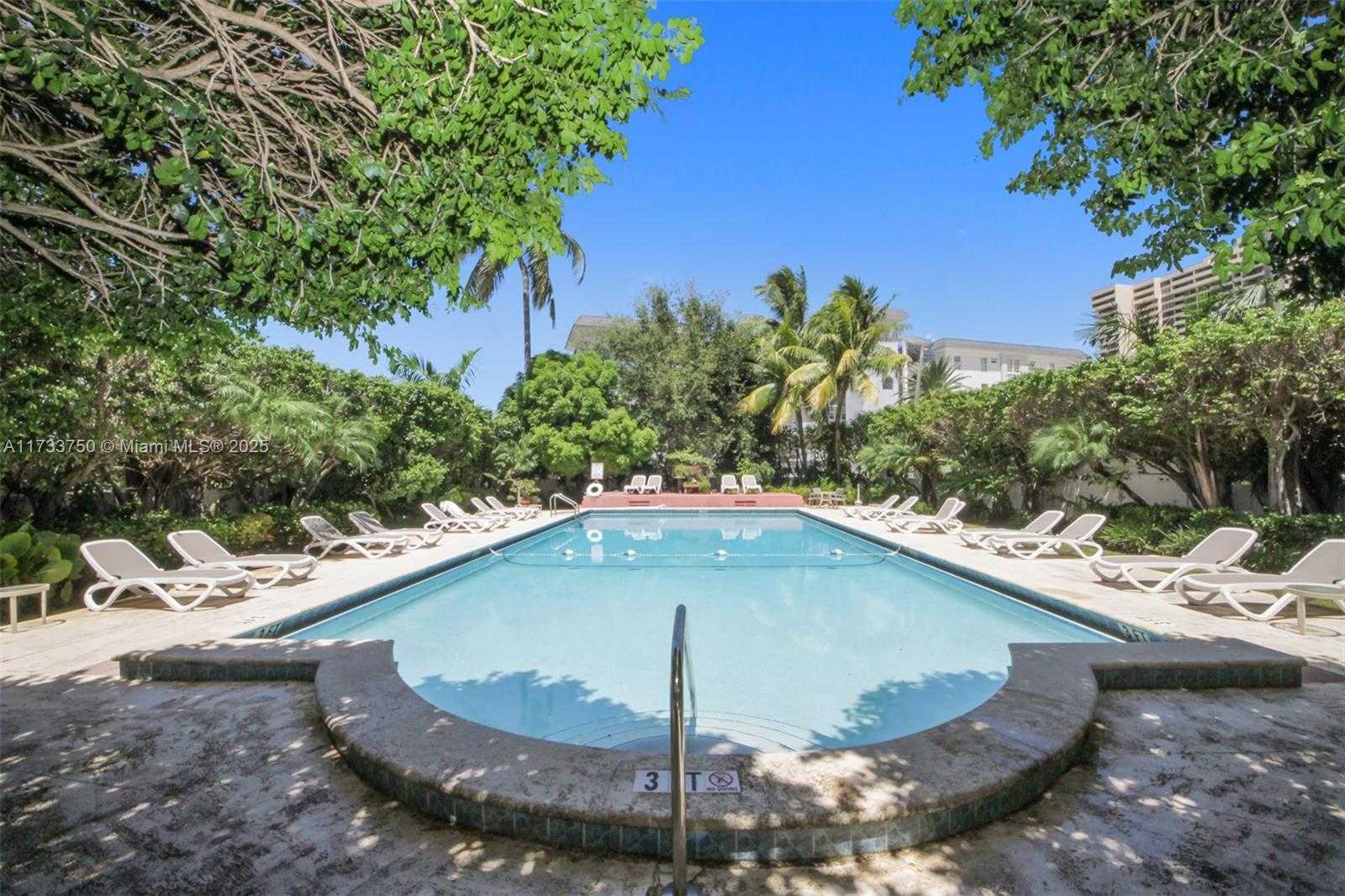Small Image of 255 WEST 24TH ST #221, Miami Beach Number 16
