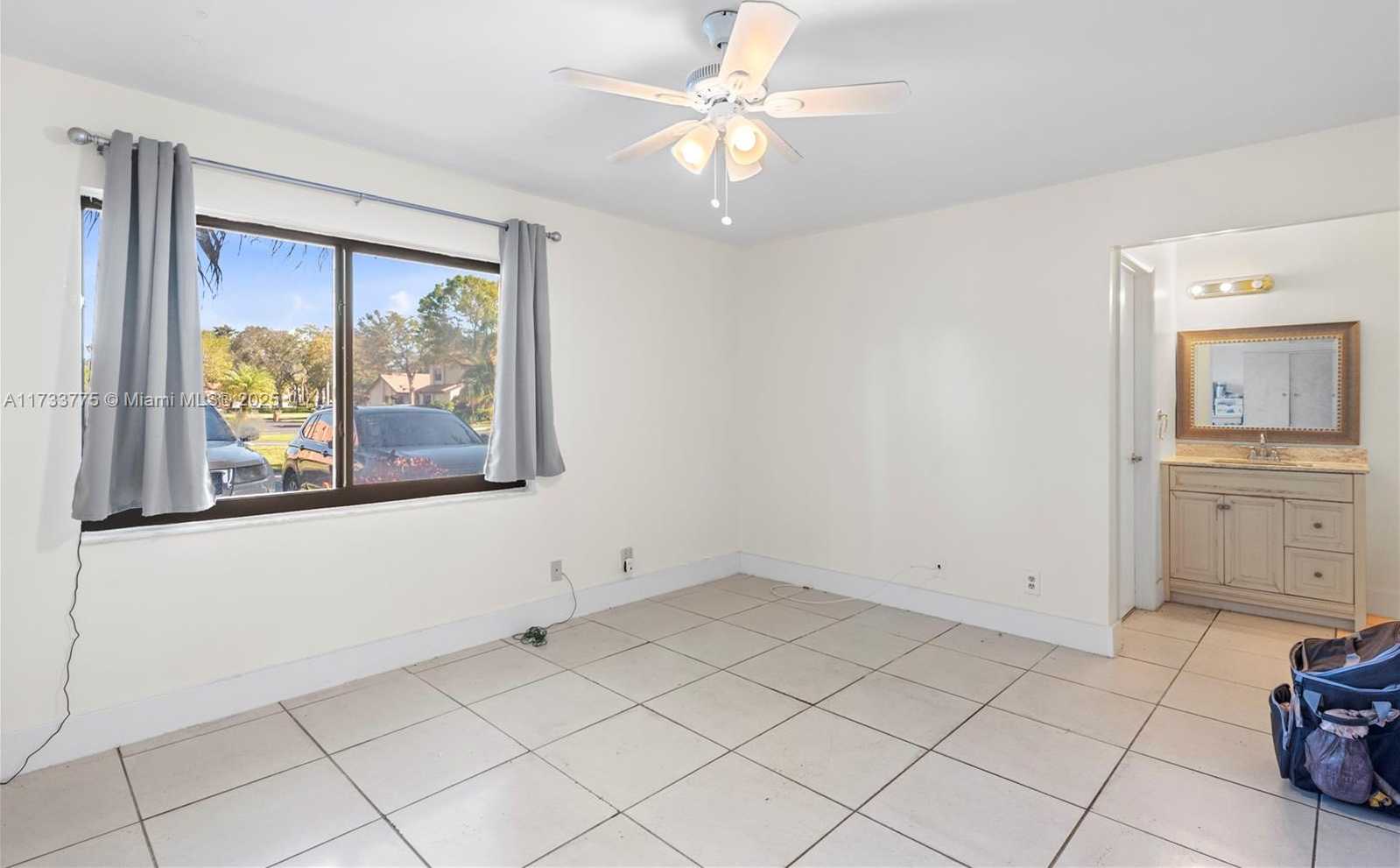 Small Image of 651 DEER CREEK LAKE POINT NORTH LN #651, Deerfield Beach Number 10