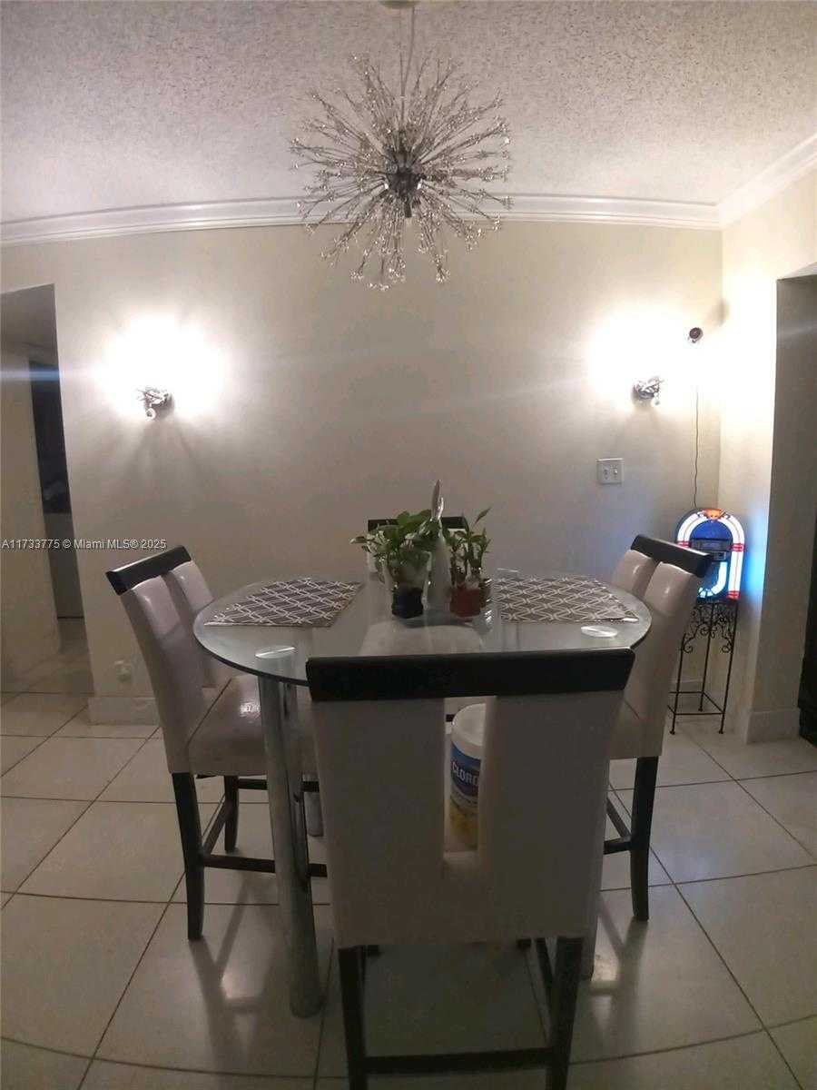 Small Image of 651 DEER CREEK LAKE POINT NORTH LN #651, Deerfield Beach Number 6