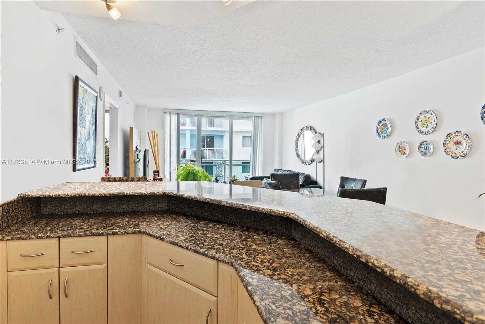Small Image of 6917 COLLINS AVE #1512, Miami Beach Number 8
