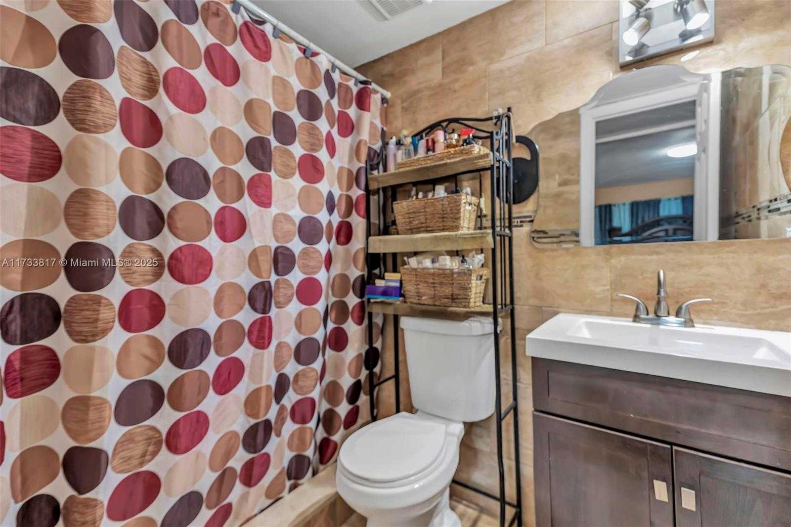 Small Image of 17901 NORTH WEST 68TH AVE #R101, Hialeah Number 16