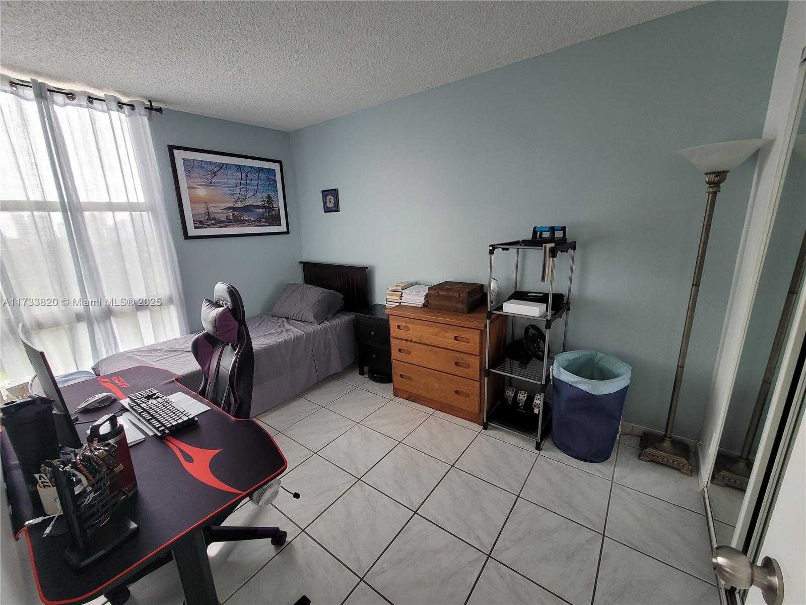 Small Image of 20301 WEST COUNTRY CLUB DR #1124, Aventura Number 13