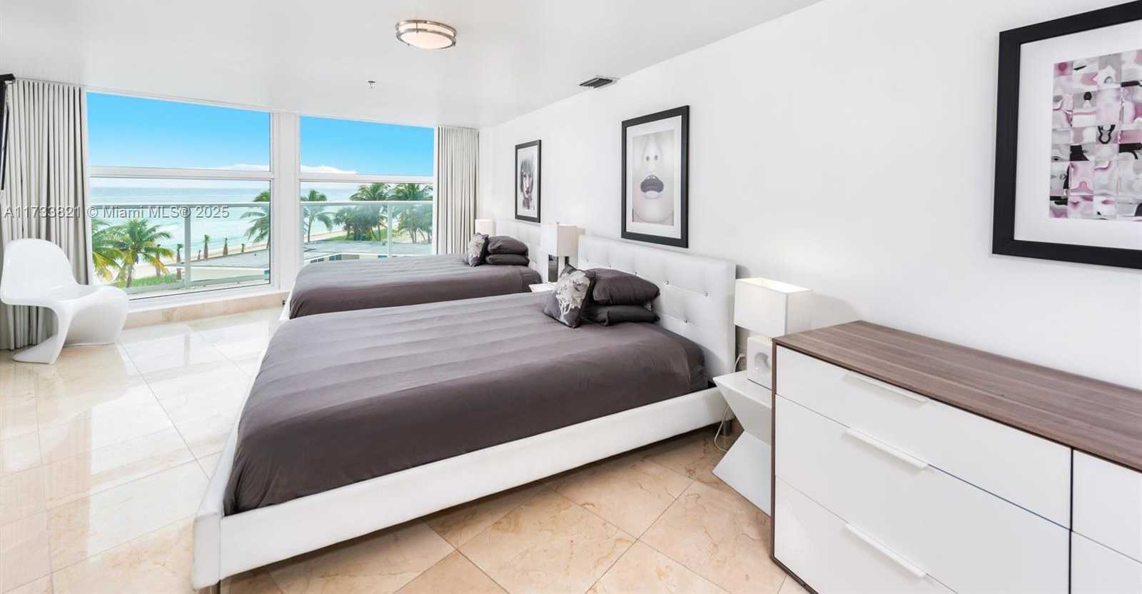 Small Image of 5445 COLLINS AVE #M15, Miami Beach Number 12