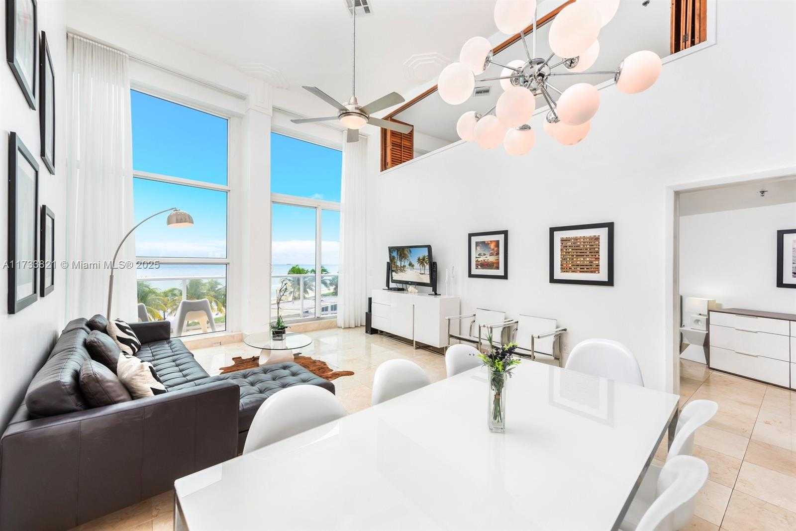 Small Image of 5445 COLLINS AVE #M15, Miami Beach Number 3