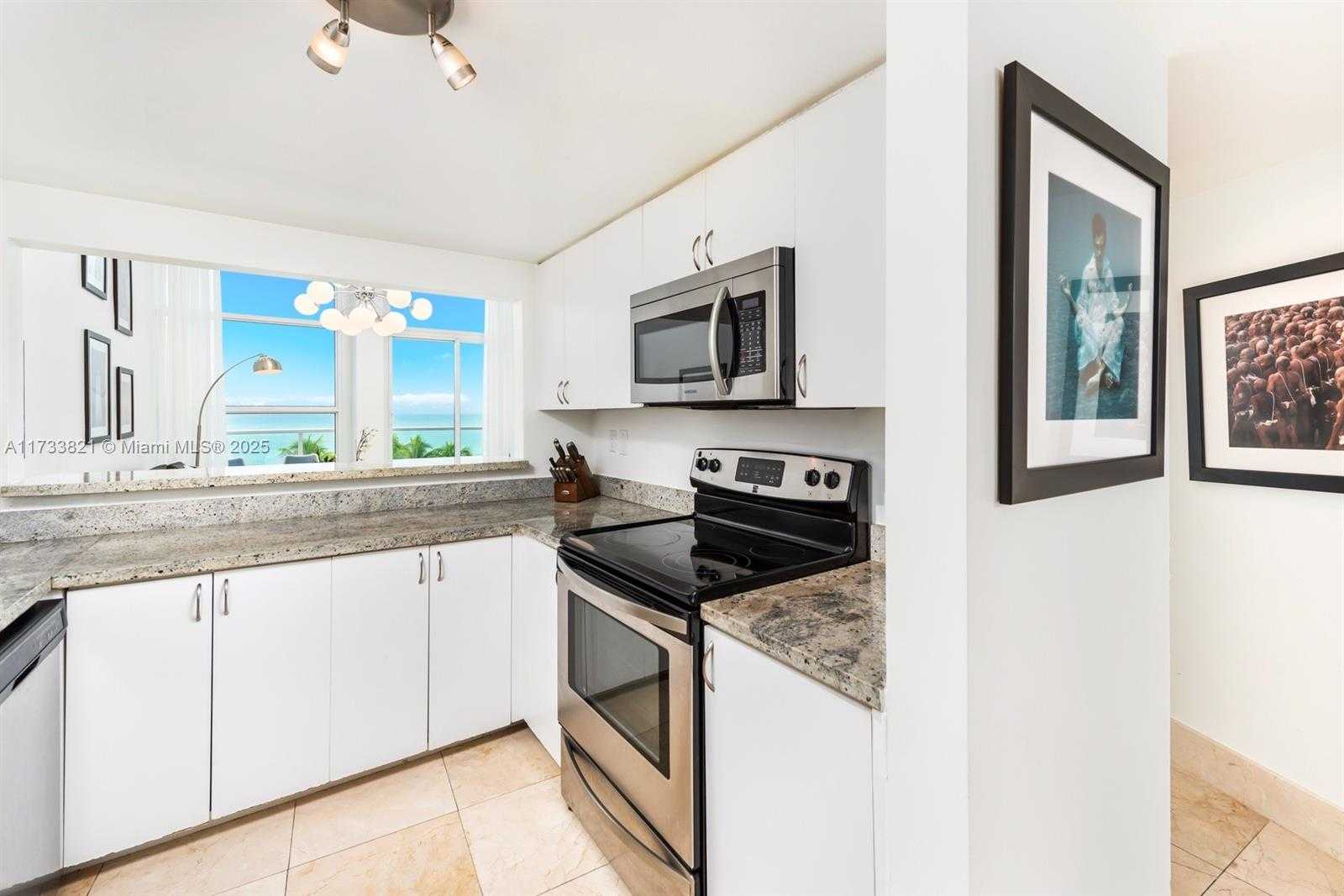 Small Image of 5445 COLLINS AVE #M15, Miami Beach Number 33