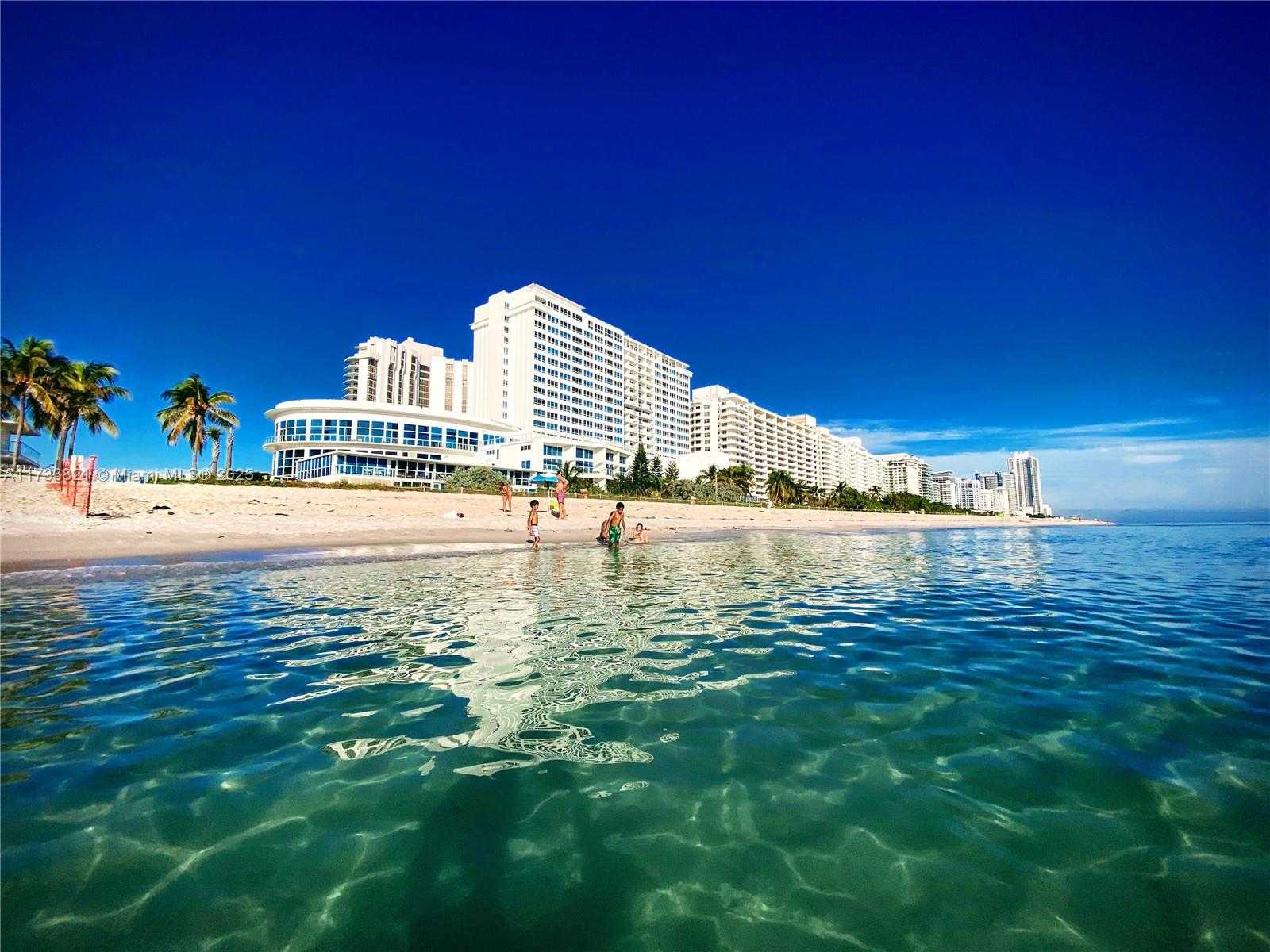 Small Image of 5445 COLLINS AVE #M15, Miami Beach Number 4