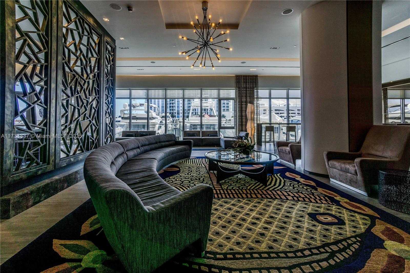 Small Image of 17301 Biscayne Blvd, North Miami Beach, FL 33160, USA Number 26