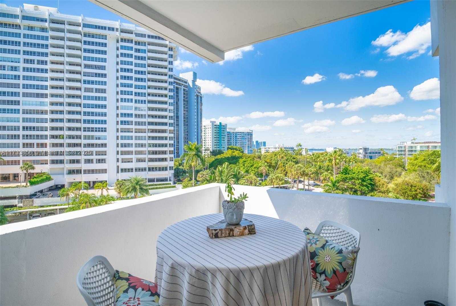 Small Image of 20 ISLAND AVE #501, Miami Beach Number 12