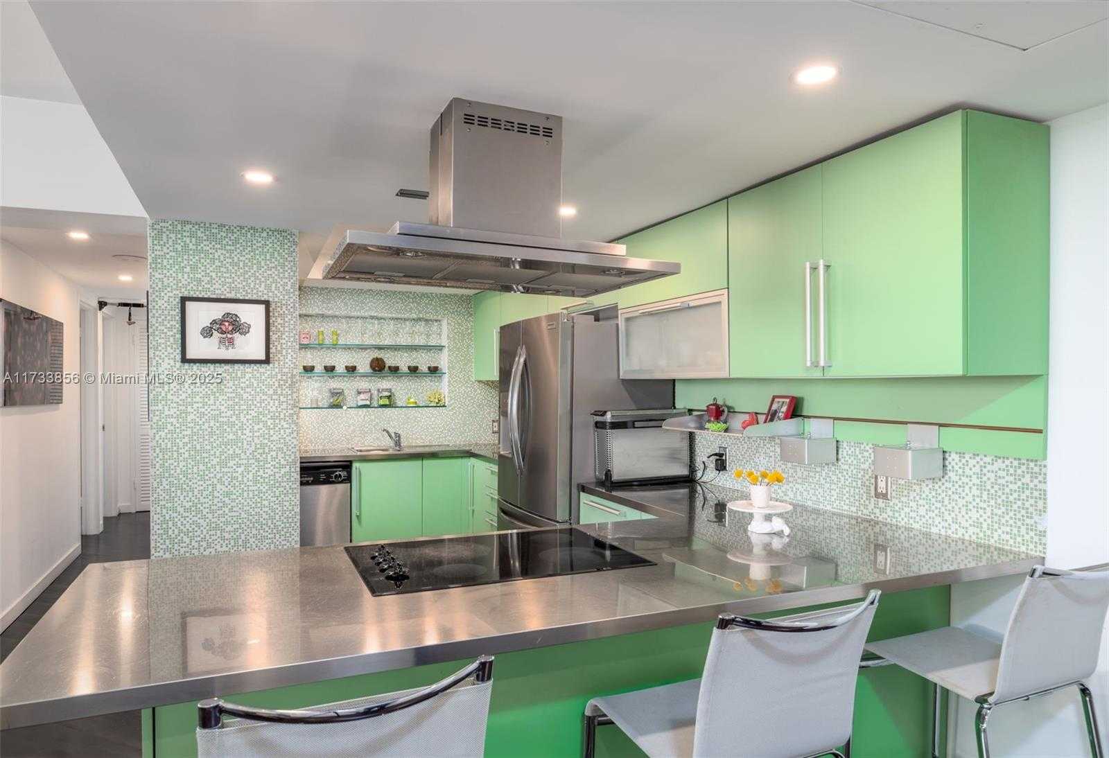Small Image of 20 ISLAND AVE #501, Miami Beach Number 3