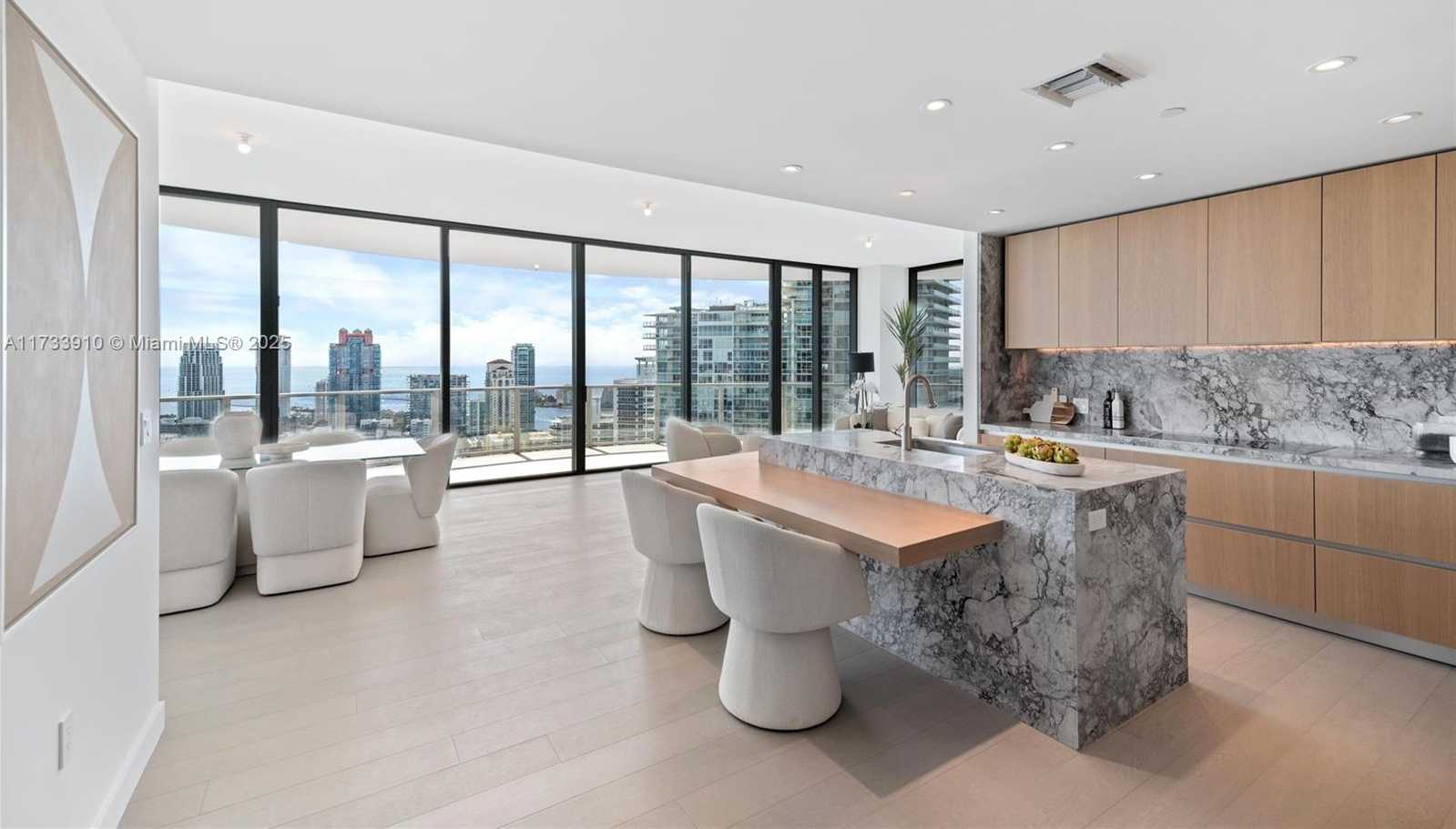 Small Image of 500 ALTON RD #3201, Miami Number 10