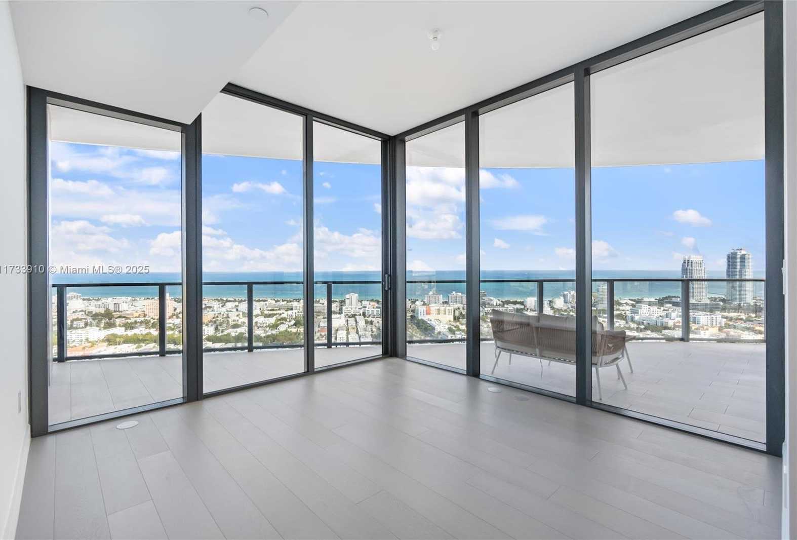 Small Image of 500 ALTON RD #3201, Miami Number 25