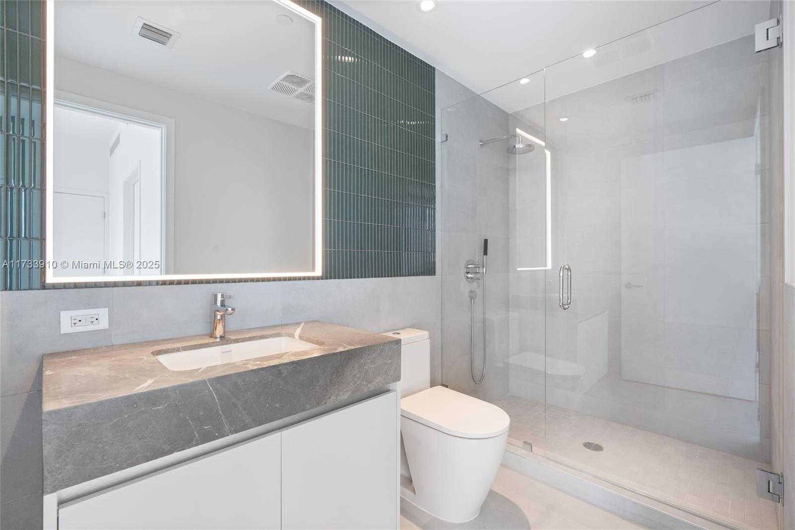 Small Image of 500 ALTON RD #3201, Miami Number 36