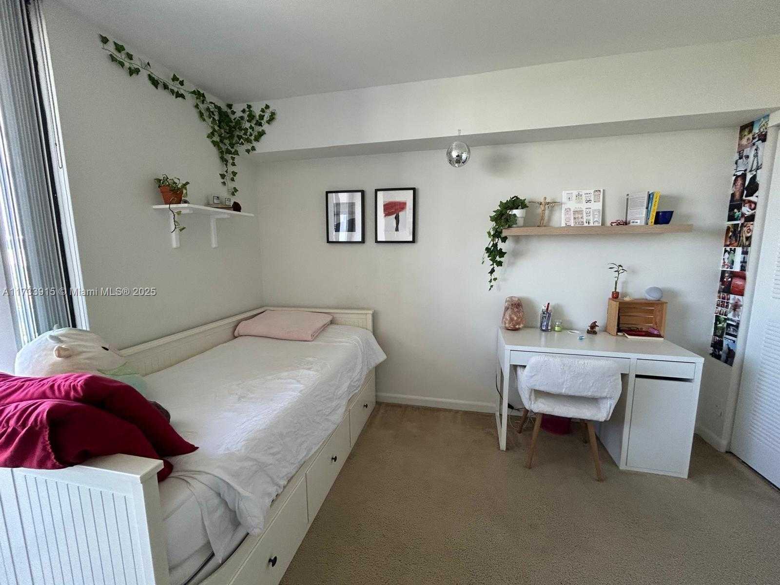 Small Image of 3300 NORTH EAST 192ND ST #1711, Aventura Number 24