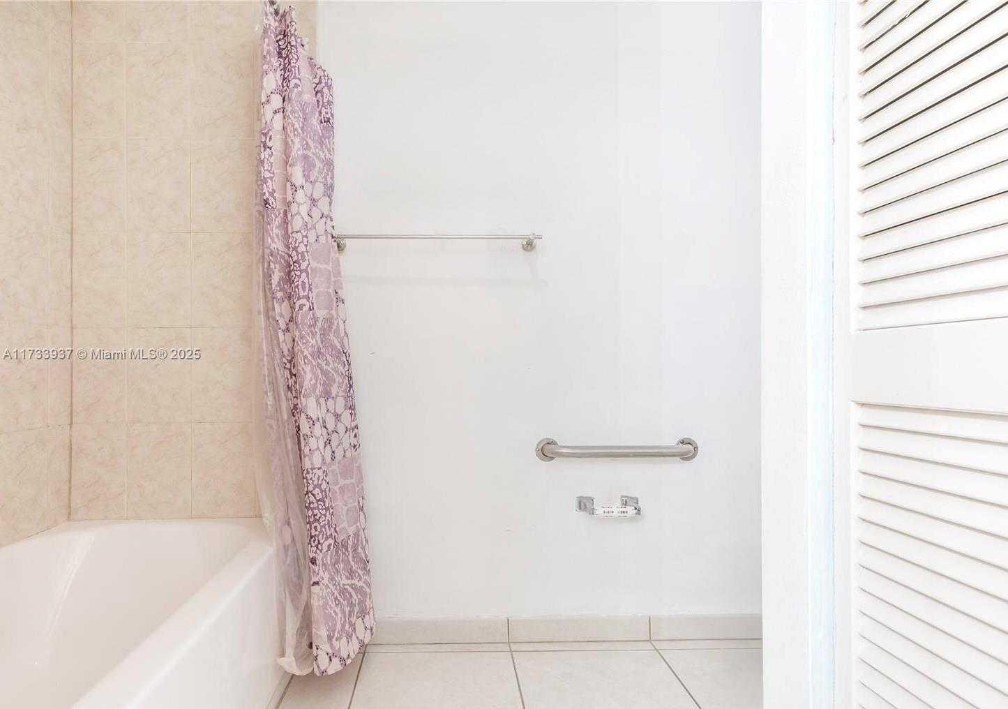 Small Image of 210 174TH ST #915, Sunny Isles Beach Number 14