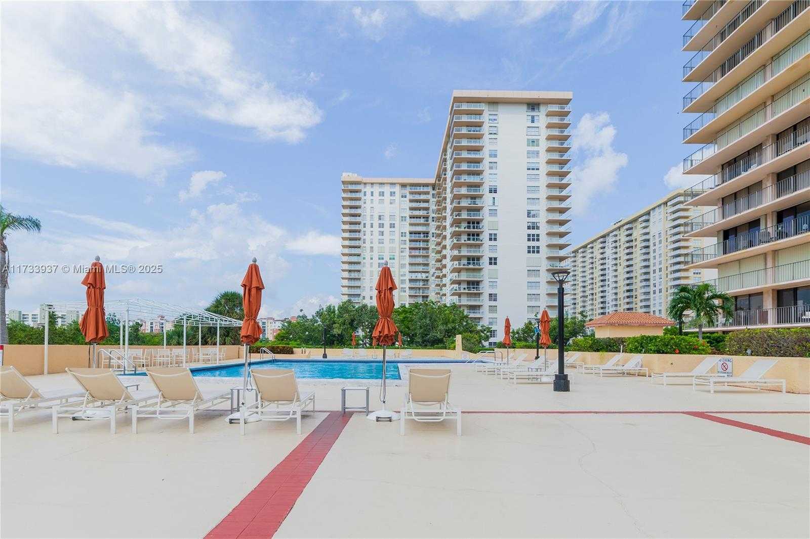 Small Image of 210 174TH ST #915, Sunny Isles Beach Number 16