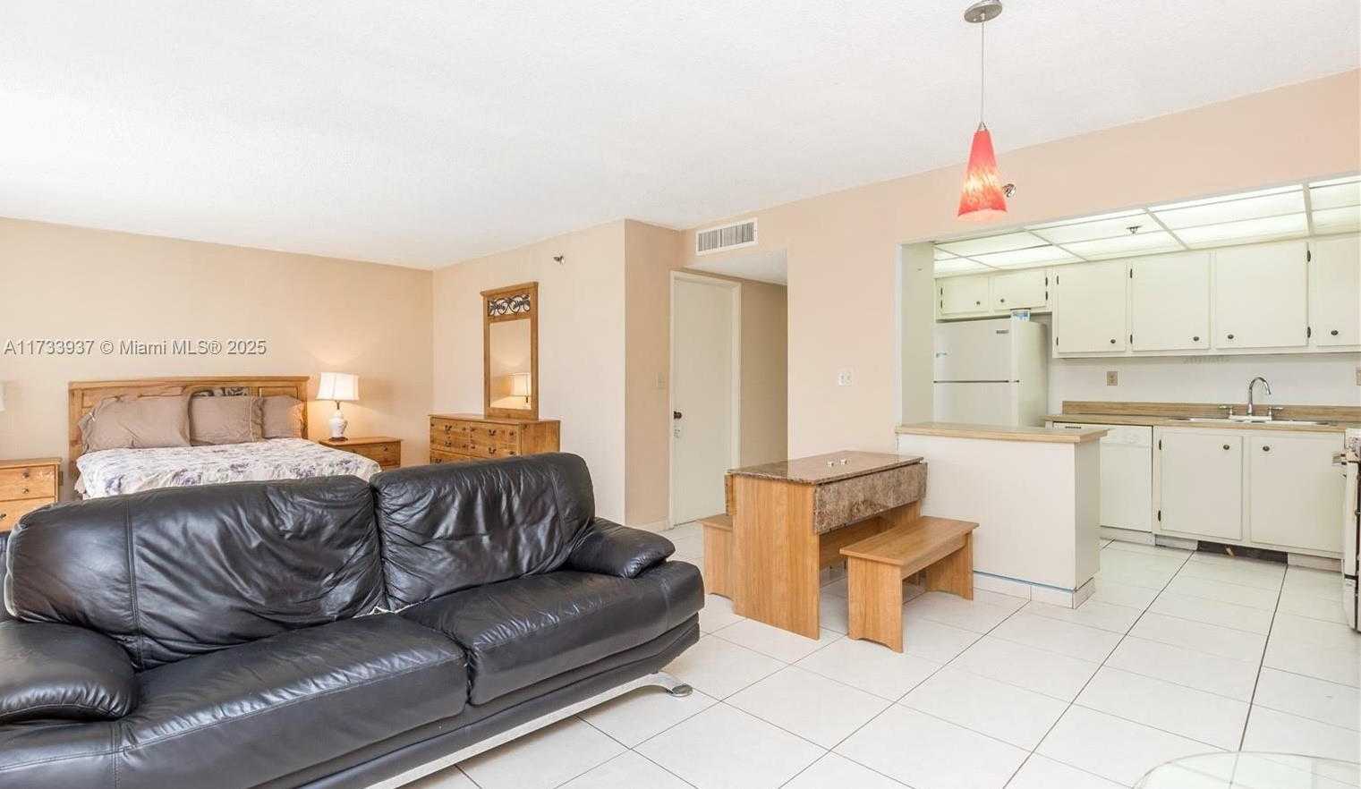 Small Image of 210 174TH ST #915, Sunny Isles Beach Number 7