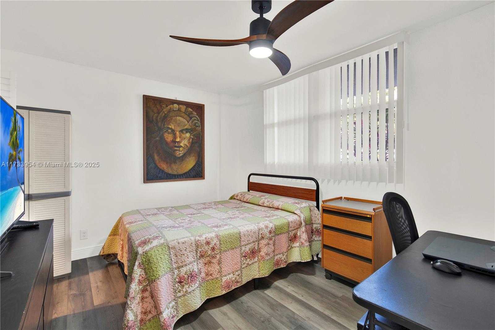 Small Image of 118 ROYAL PARK DR #1B, Oakland Park Number 17
