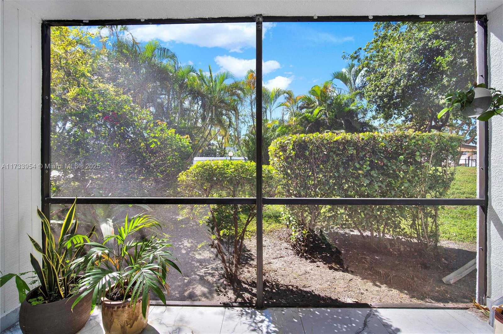 Small Image of 118 ROYAL PARK DR #1B, Oakland Park Number 23