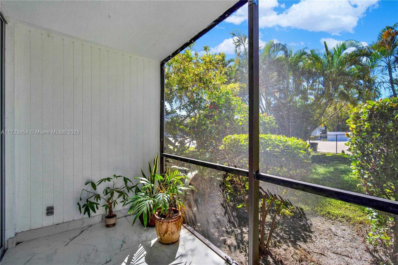 Small Image of 118 ROYAL PARK DR #1B, Oakland Park Number 25