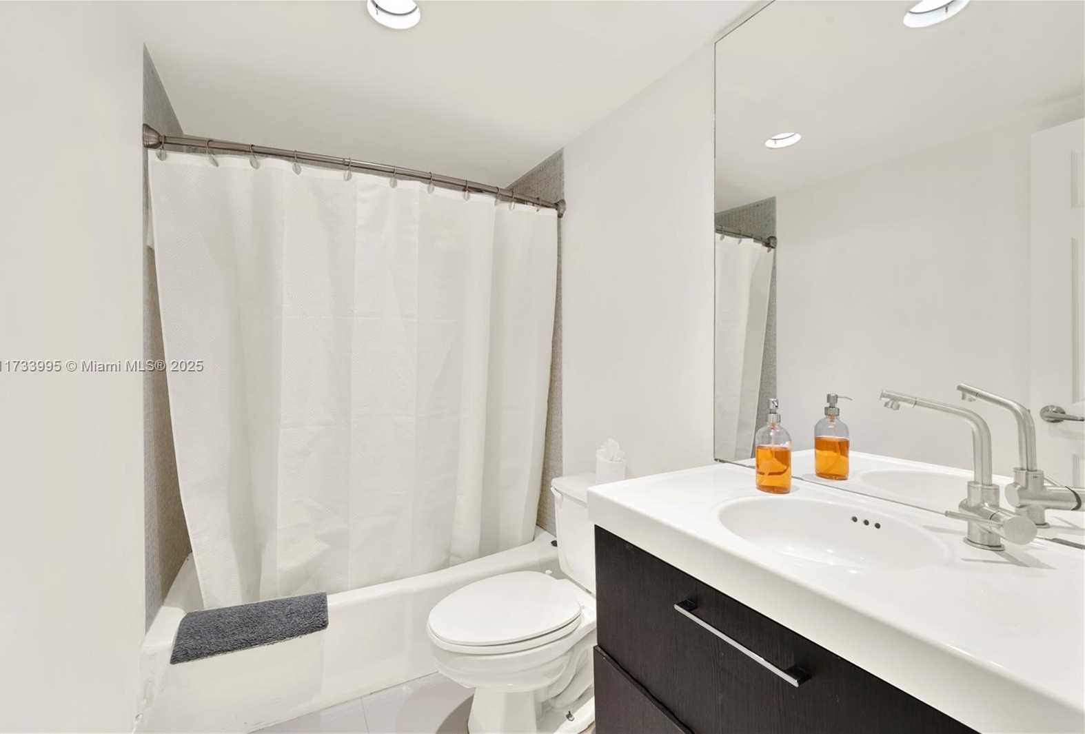 Small Image of 3901 SOUTH OCEAN DR #4P, Hollywood Number 19