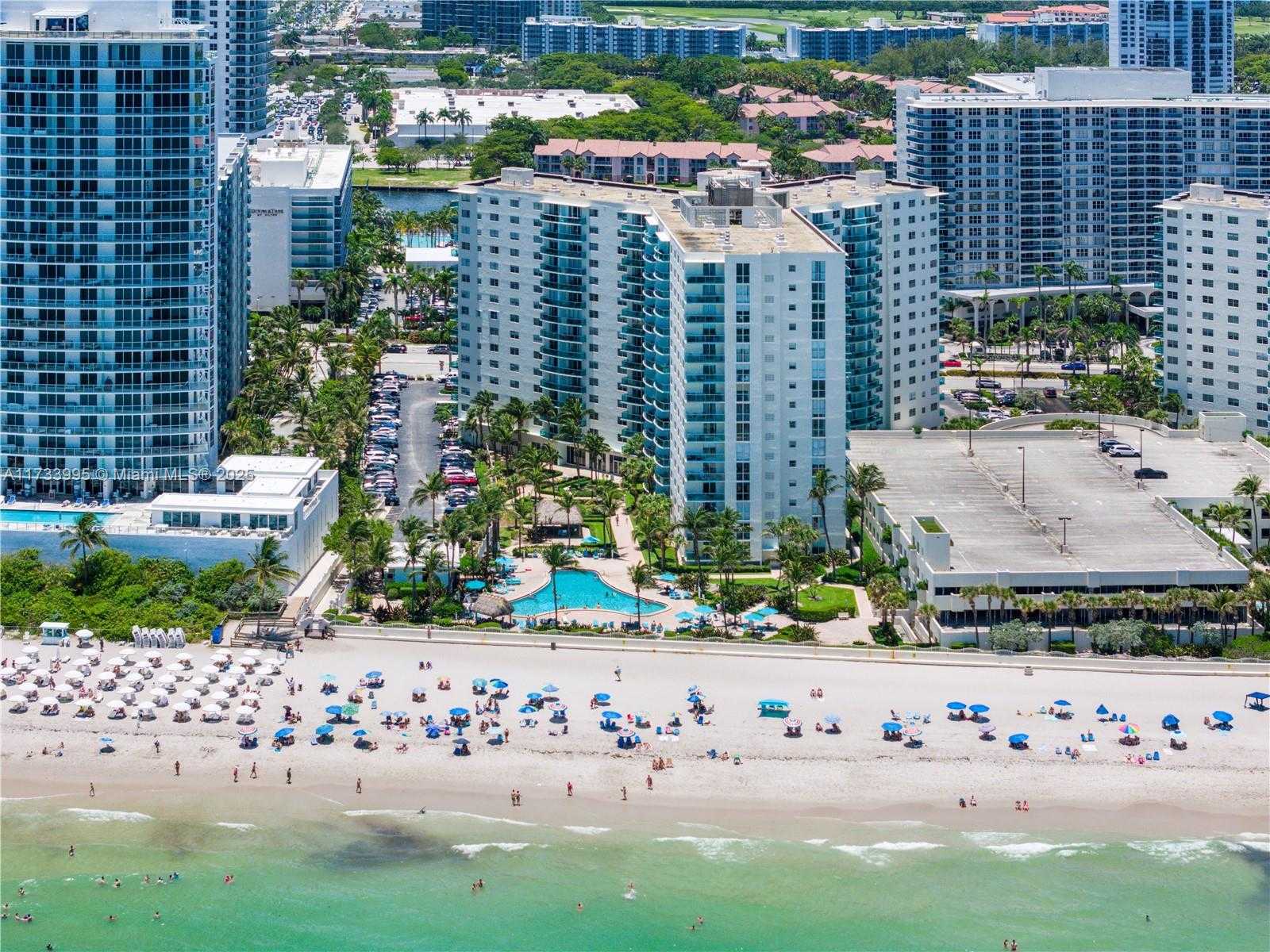 Small Image of 3901 SOUTH OCEAN DR #4P, Hollywood Number 3